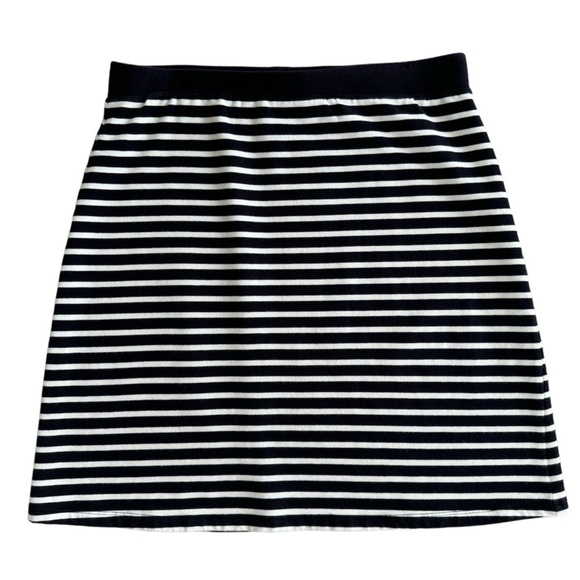 Talbots Striped Jersey Knit Skirt Size Medium Navy Blue White Pull on - Picture 1 of 6